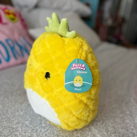 New Maui The Pineapple Fuzzamallow Squishmallow - Picture 4 of 16